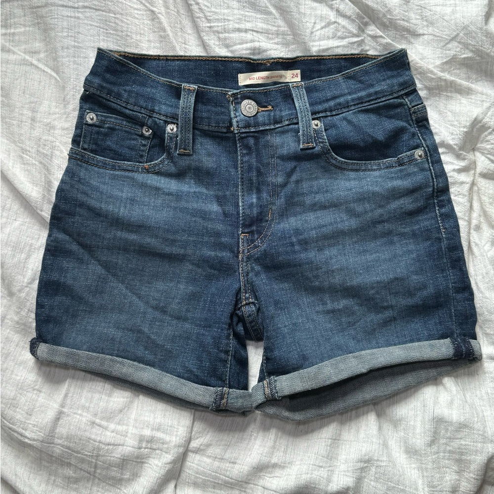 Levi’s Mid Length Shorts